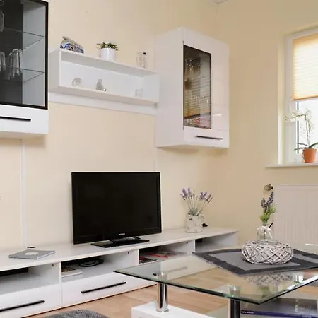 Apartment *nanninga - Nanni *